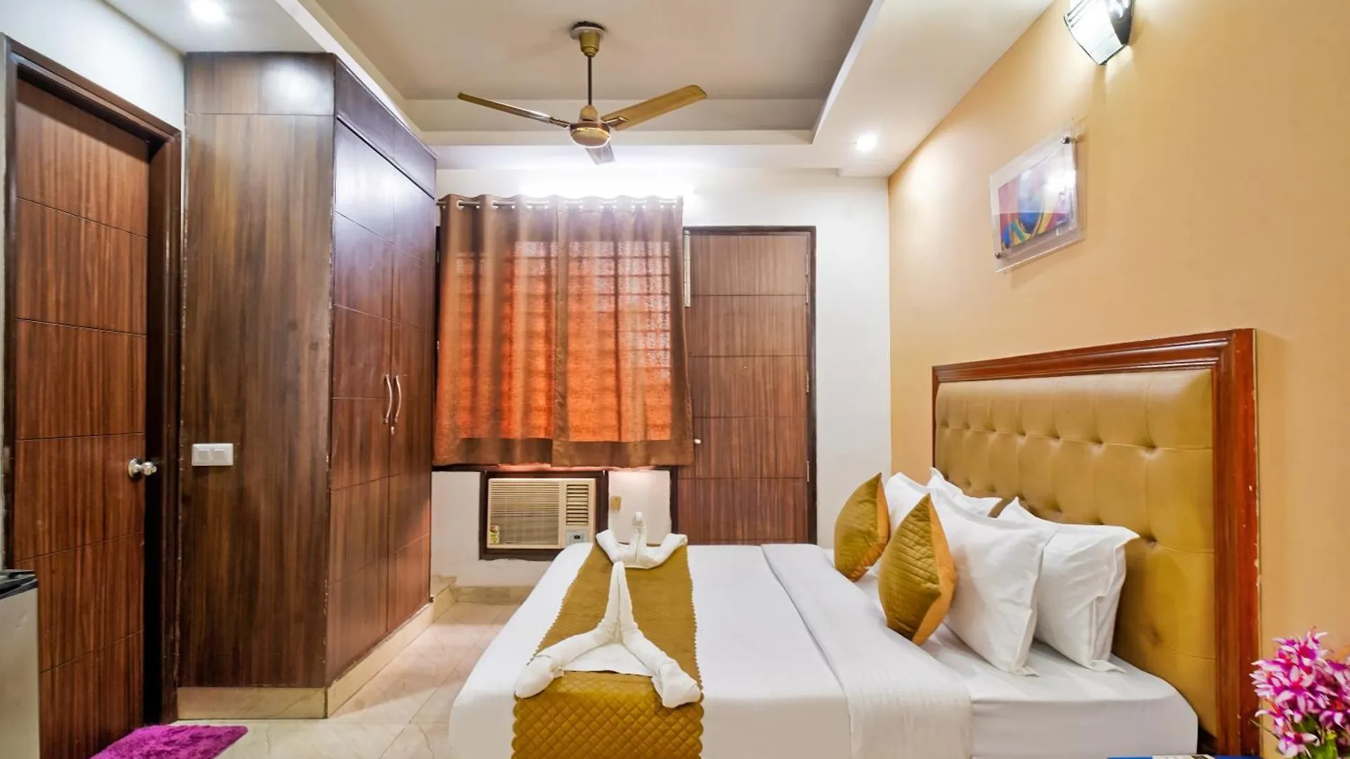 Nexhub Stay - Golf Course Road Gurgaon Hotel