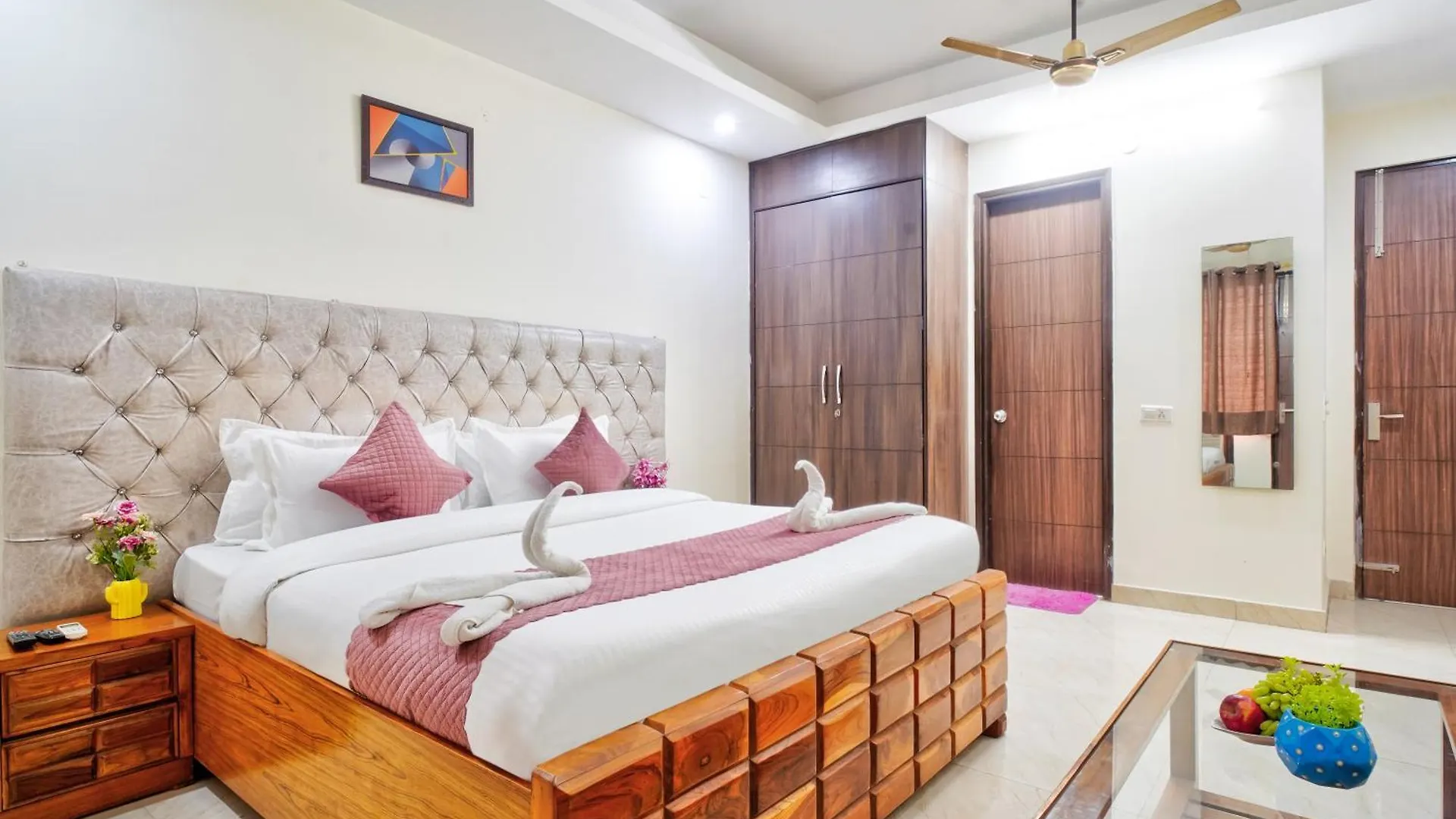 Nexhub Stay - Golf Course Road Gurgaon Hotel