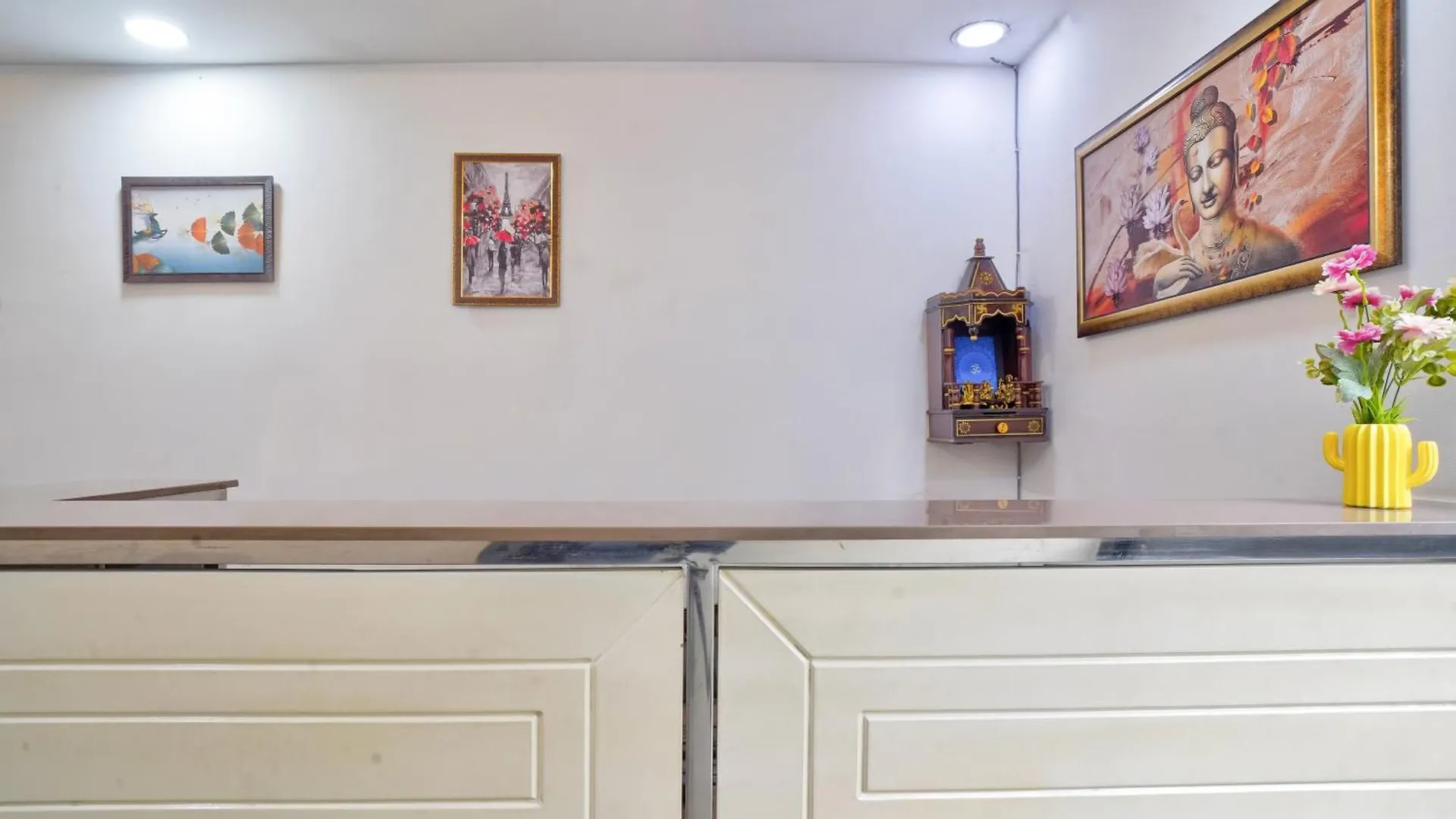 Hotel Nexhub Stay - Golf Course Road Gurgaon Indie
