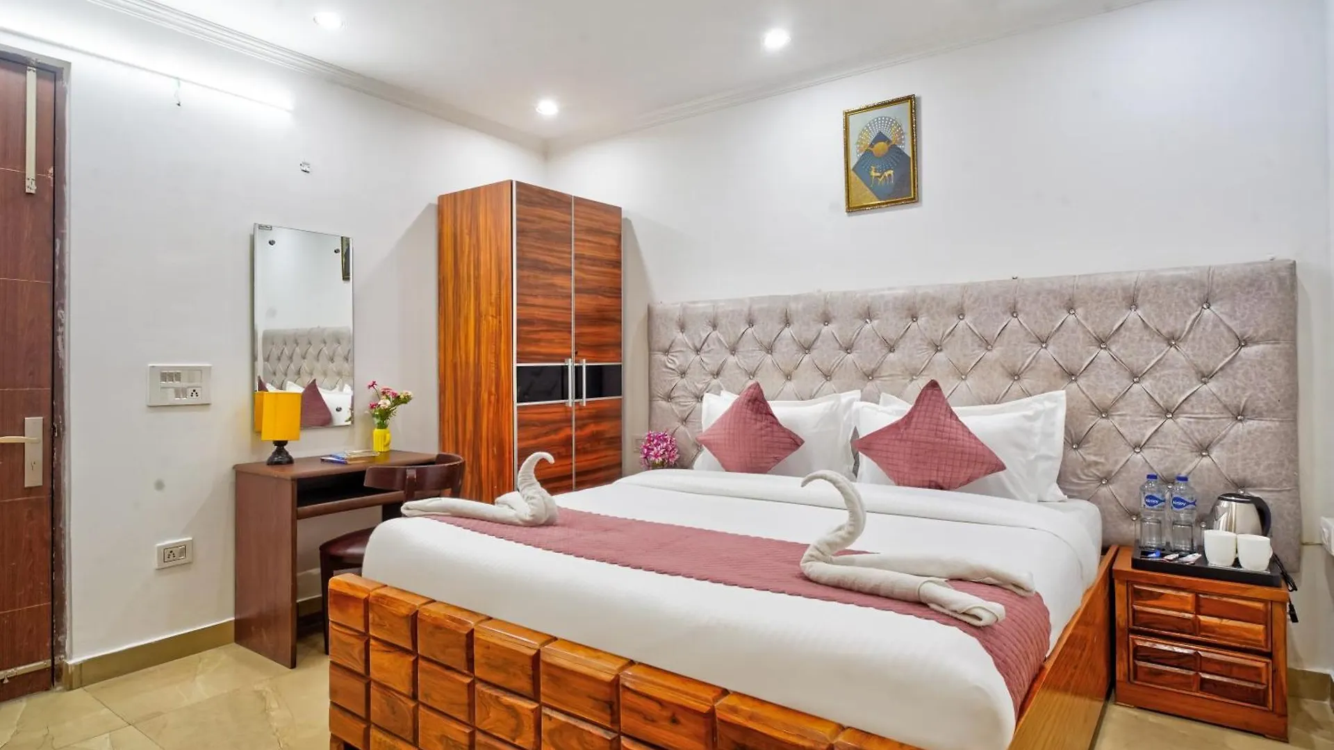 Nexhub Stay - Golf Course Road Gurgaon