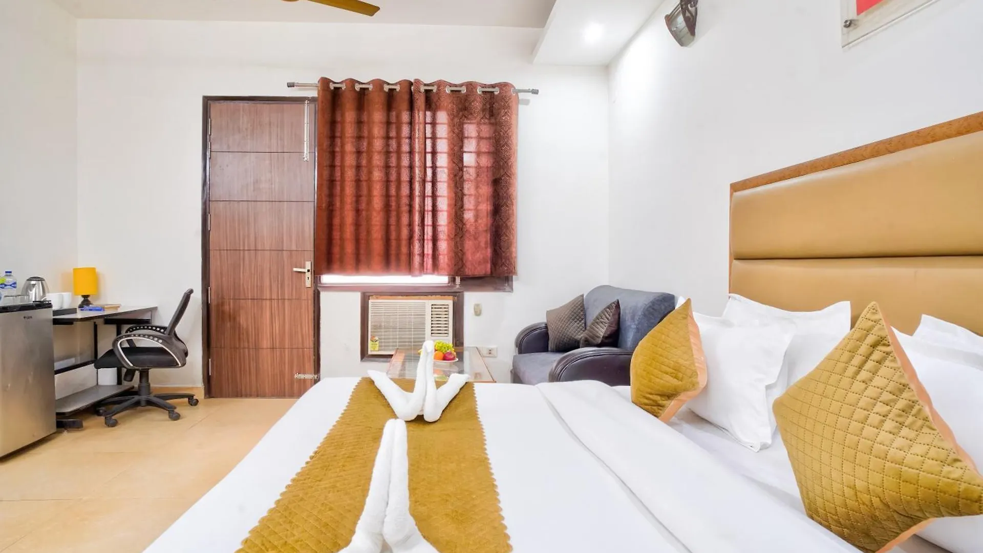 Nexhub Stay - Golf Course Road Gurgaon 0*,  Indie