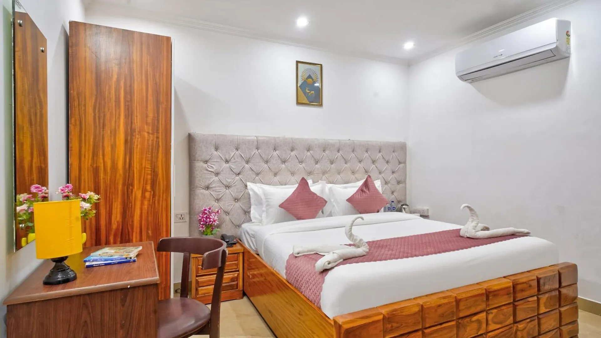 Nexhub Stay - Golf Course Road Gurgaon