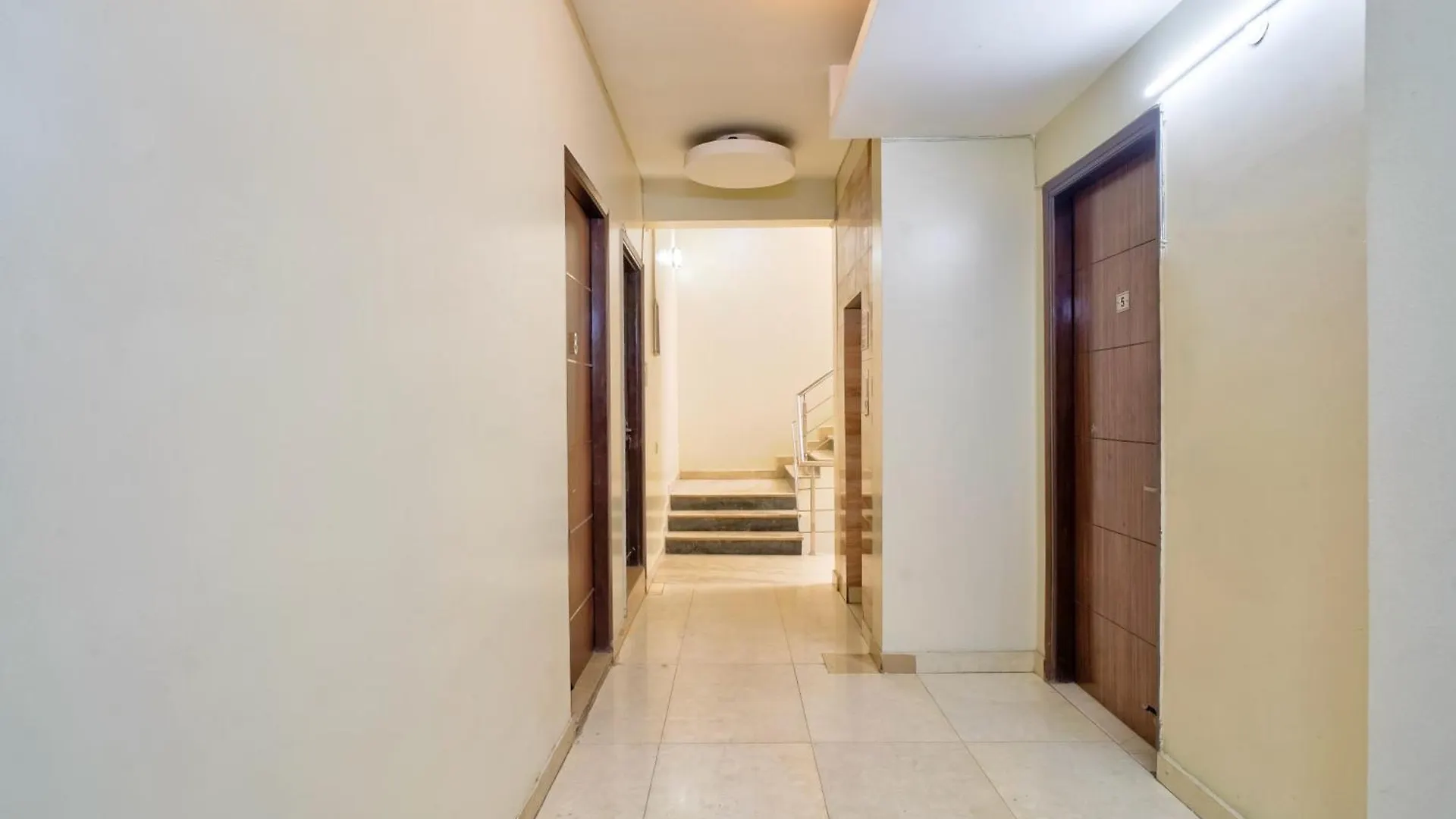 Nexhub Stay - Golf Course Road Gurgaon Indie